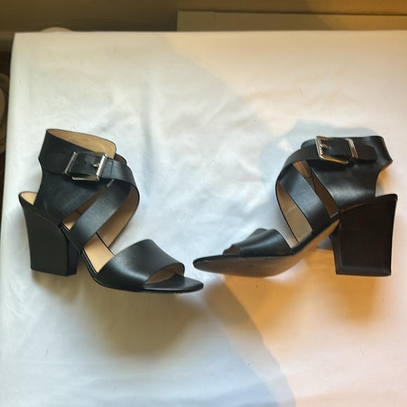 Michael Kors Adrianna Sandal - Picture 3 of 7